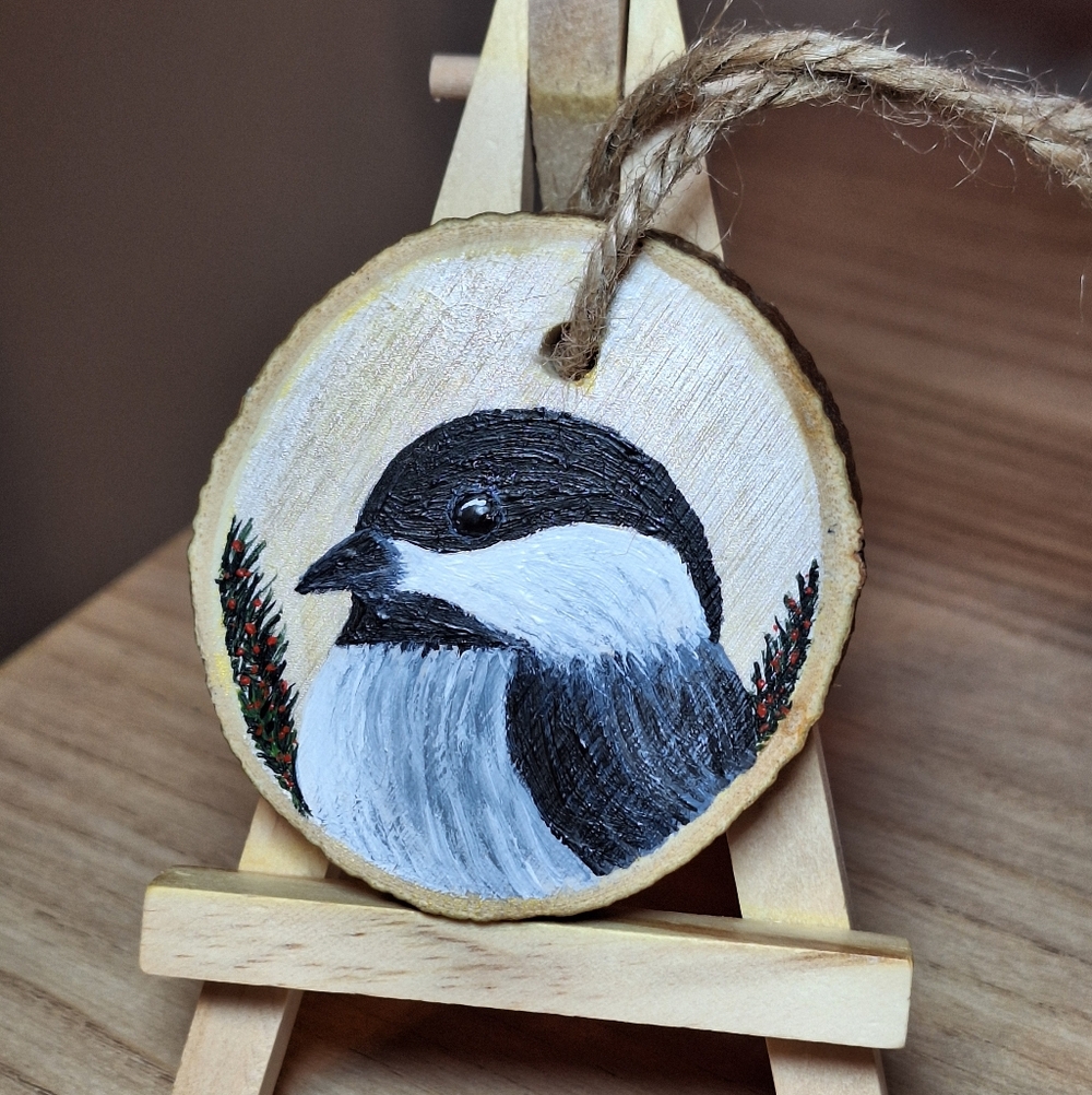 "Black-capped Chickadee" Hand-painted Wall Hanging/Ornament (NWOT) - Picture 3 of 10